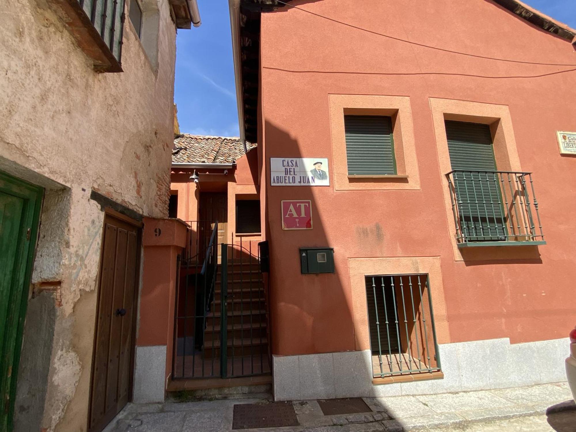 Apartamentos "Casa Abuelo Juan" San Ildefonso Exteriör bild